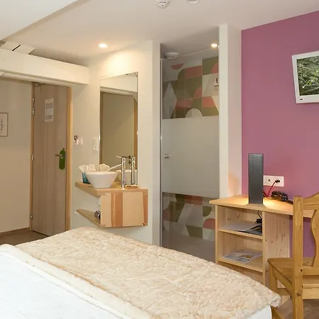 Les Bagenelles Hotel 3*