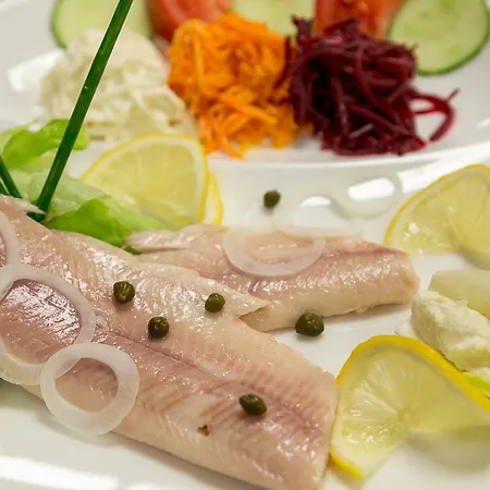 Les Bagenelles Hotel 3*